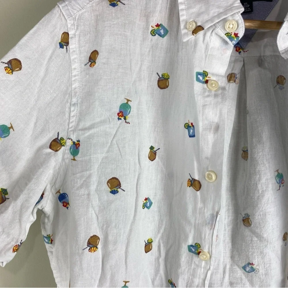 Tommy Hilfiger: Novelty Drink Beach Print Casual Button Up Down‎ Tee T-Shirt Top